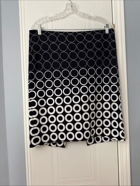 Patterned Black Pencil Skirt with White Circle Print